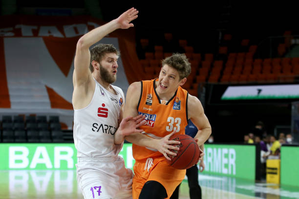 期已主动向 期已主动向