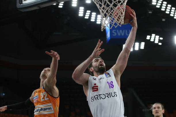 无论从哪方 无论从哪方